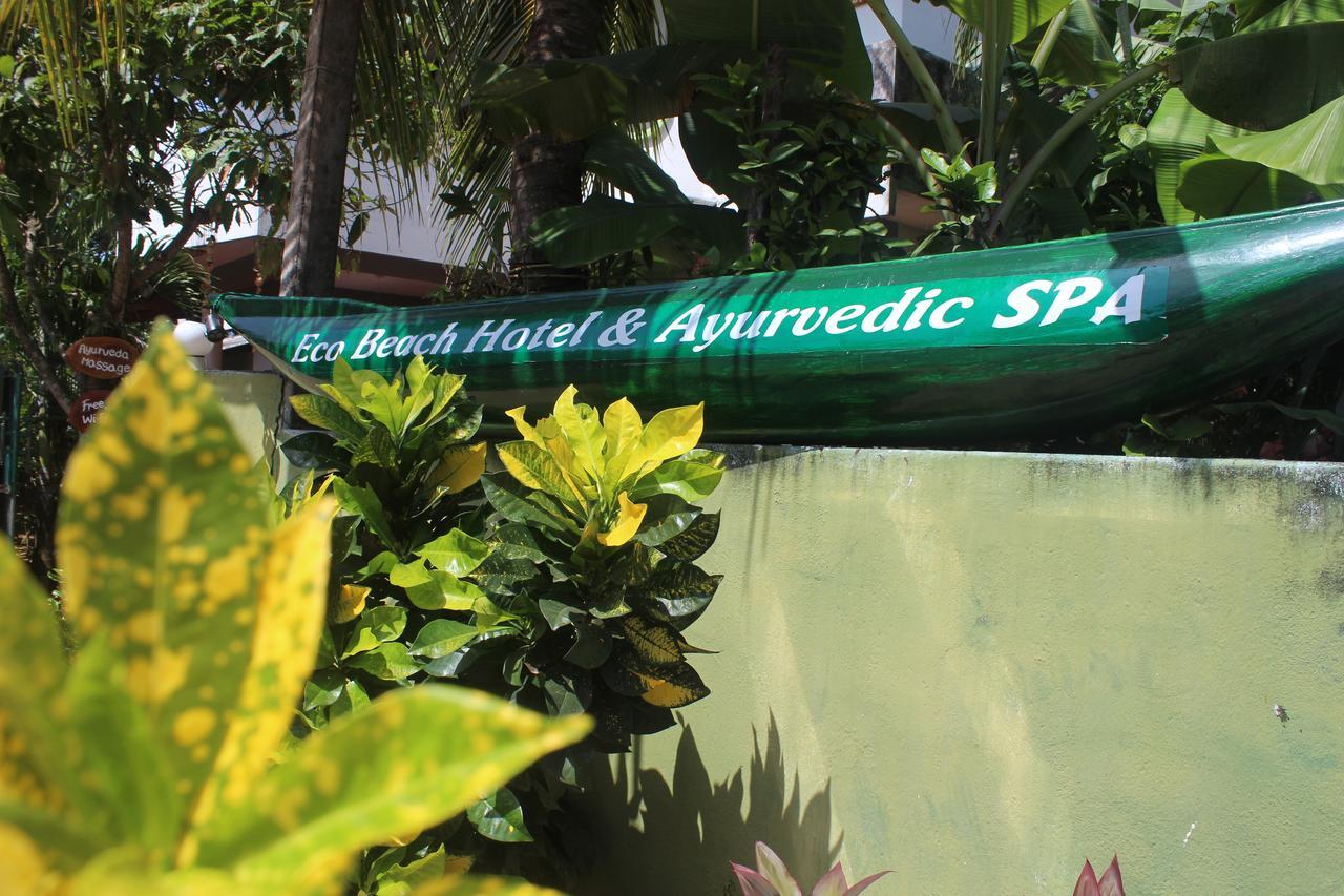 Julie Guest House Tangalle Exterior foto